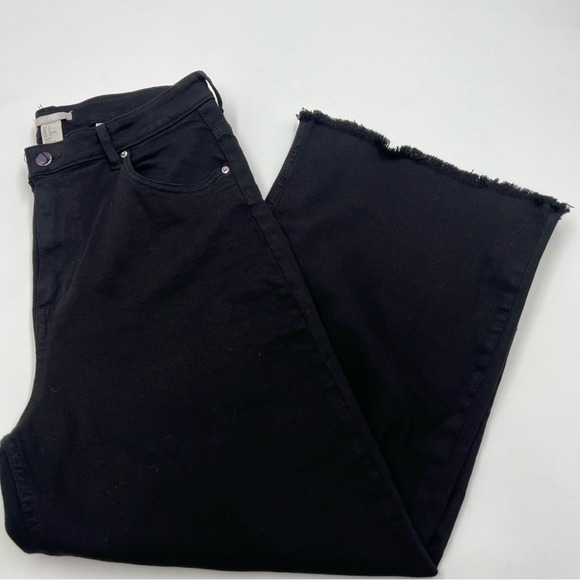 H&M Denim - H&M Womens High Waist Wide Leg Jeans Black Raw Hem Size it like a 10 Denim Pants